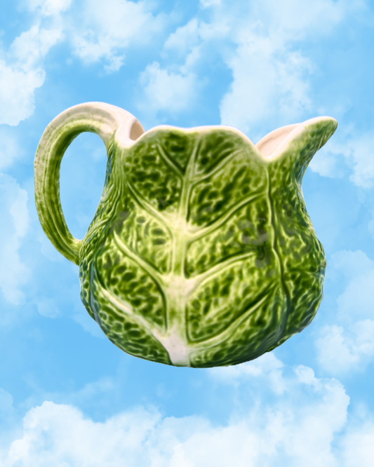 Pichet vintage en barbotine verte feuille de chou